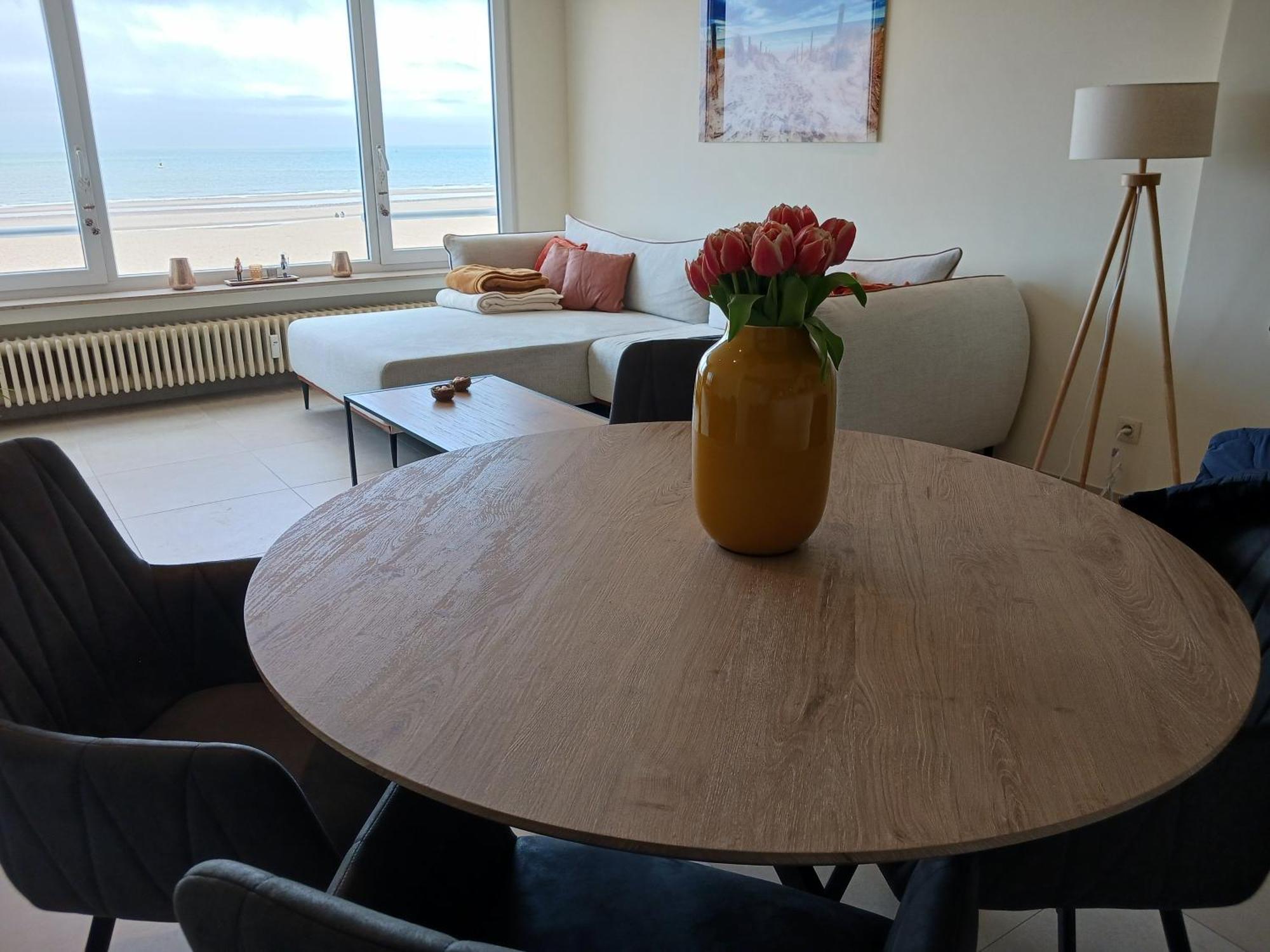 Suite Louisa Met Prachtig Zeezicht Oostende Exteriör bild